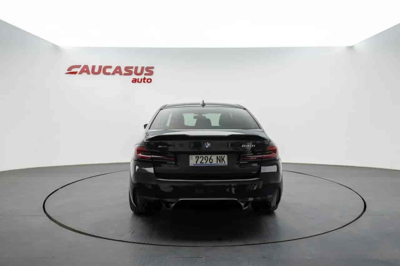 BMW 540i - 5
