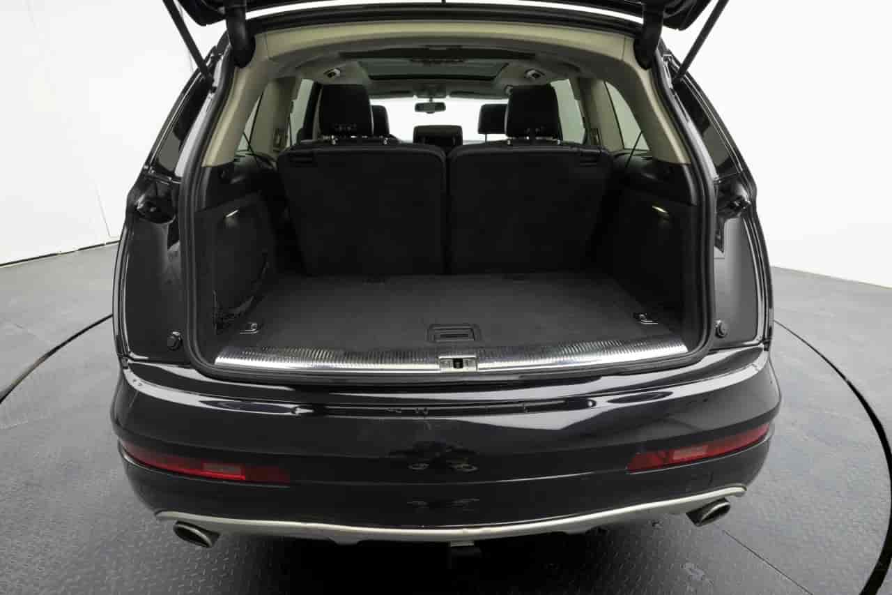 AUDI Q7 - 7