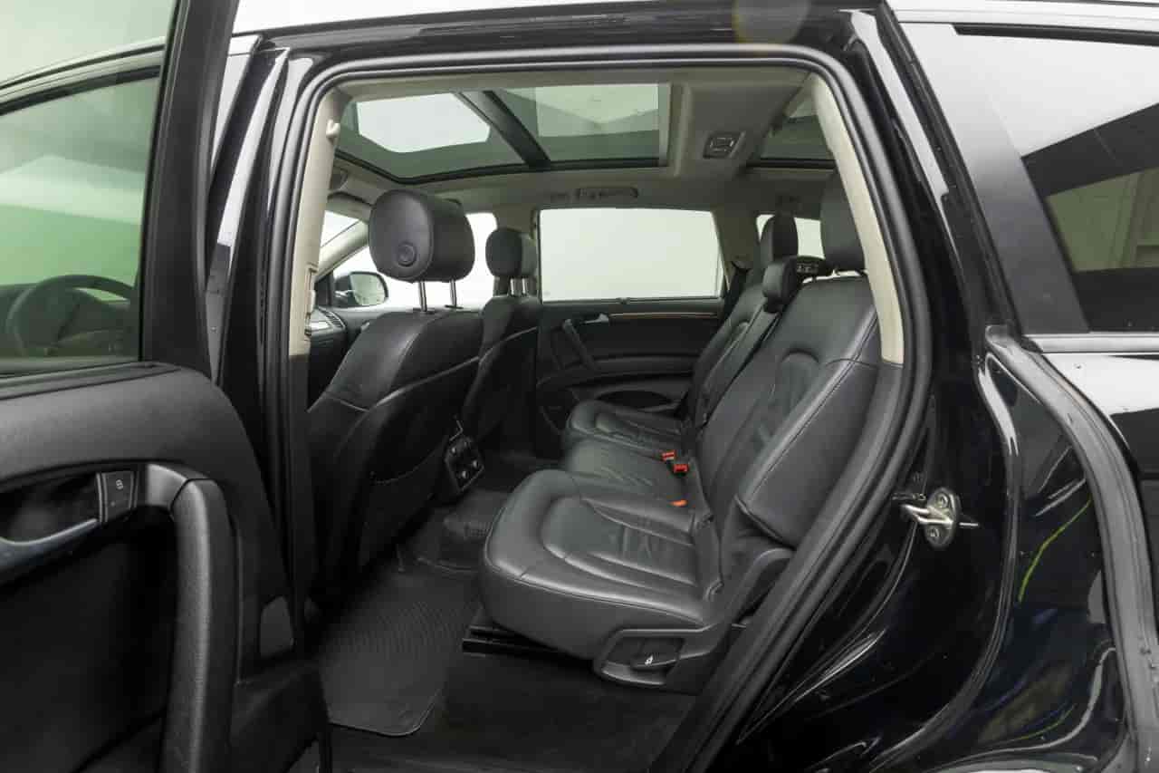 AUDI Q7 - 8