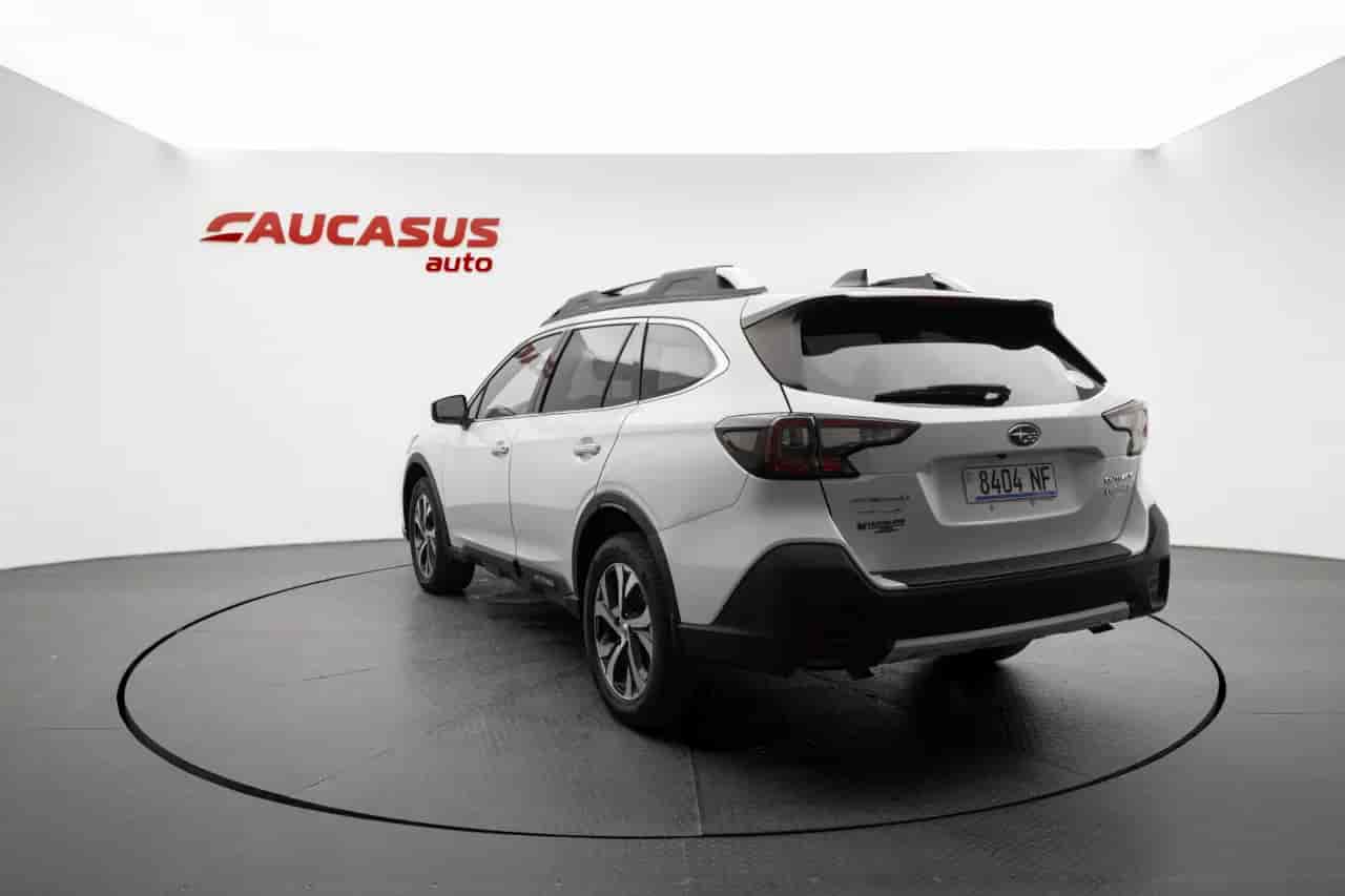 SUBARU Outback - 6