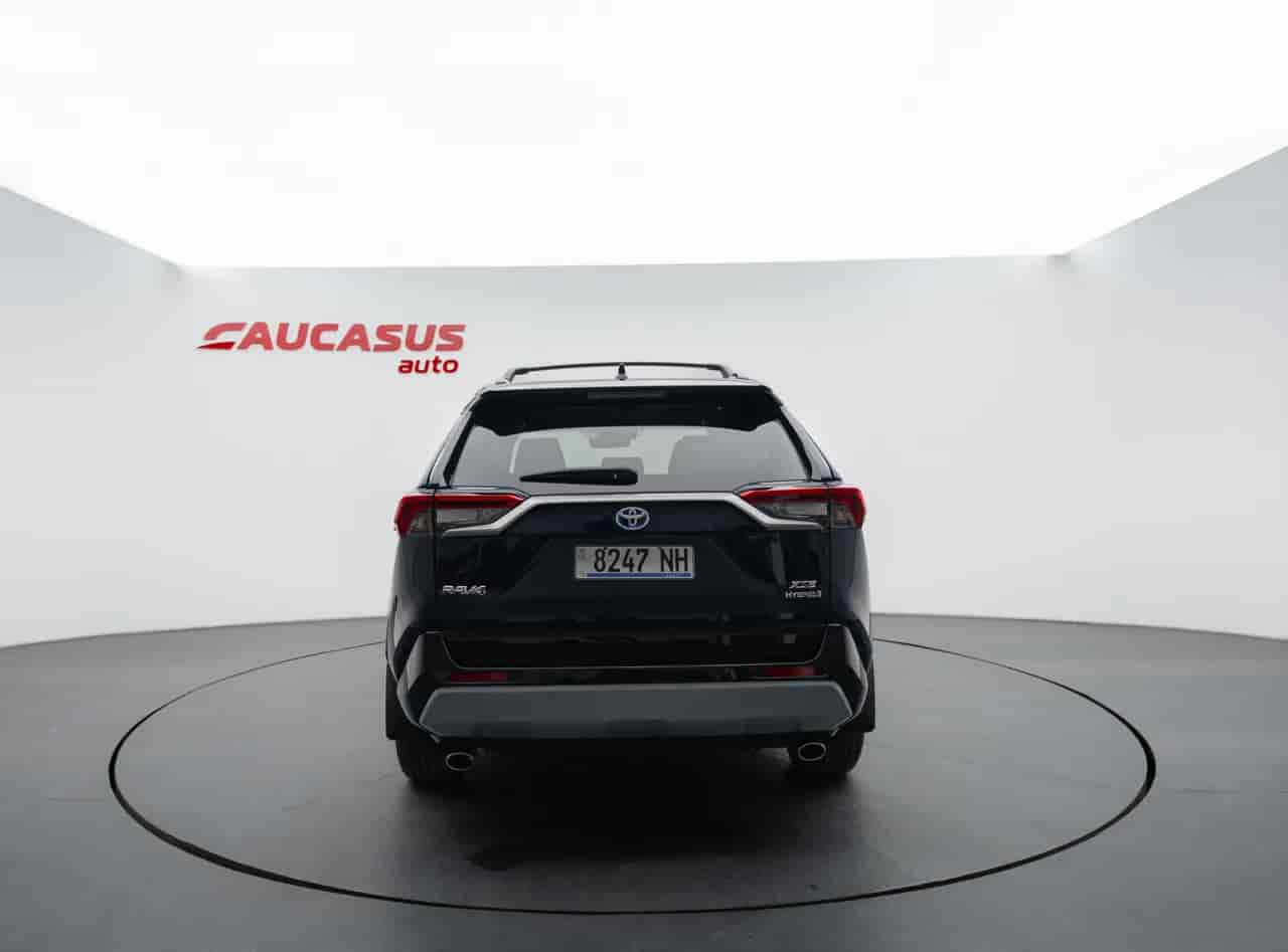 TOYOTA RAV4 - 5