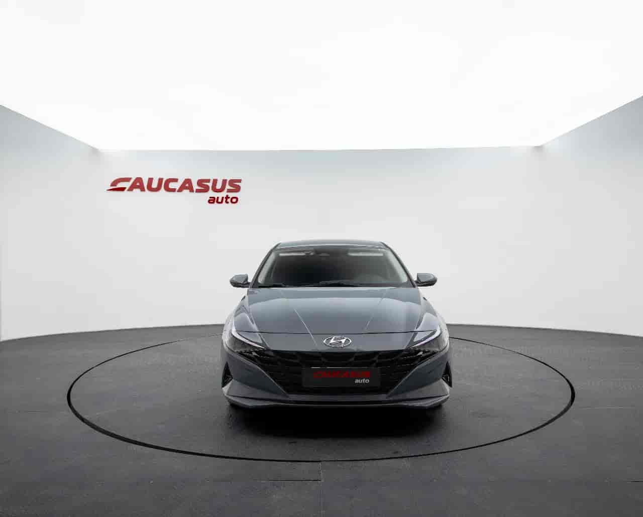 HYUNDAI Elantra - 2