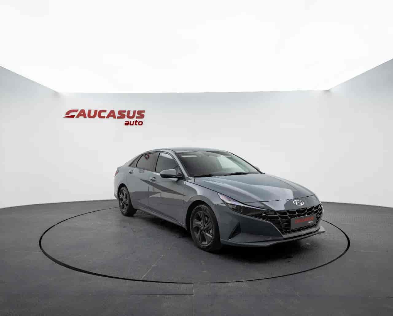 HYUNDAI Elantra - 3
