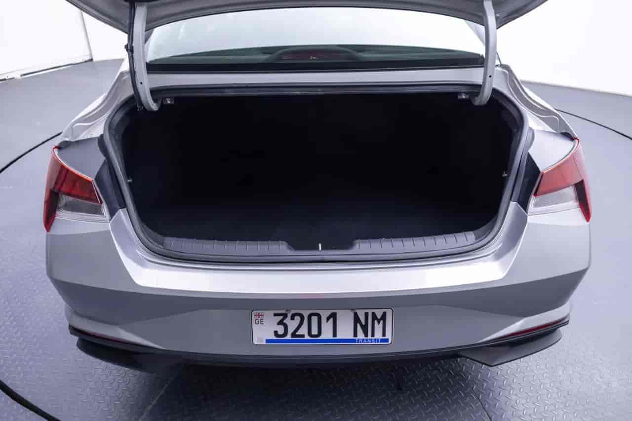 HYUNDAI Elantra - 7