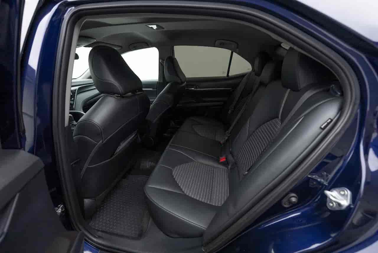 TOYOTA Camry - 8