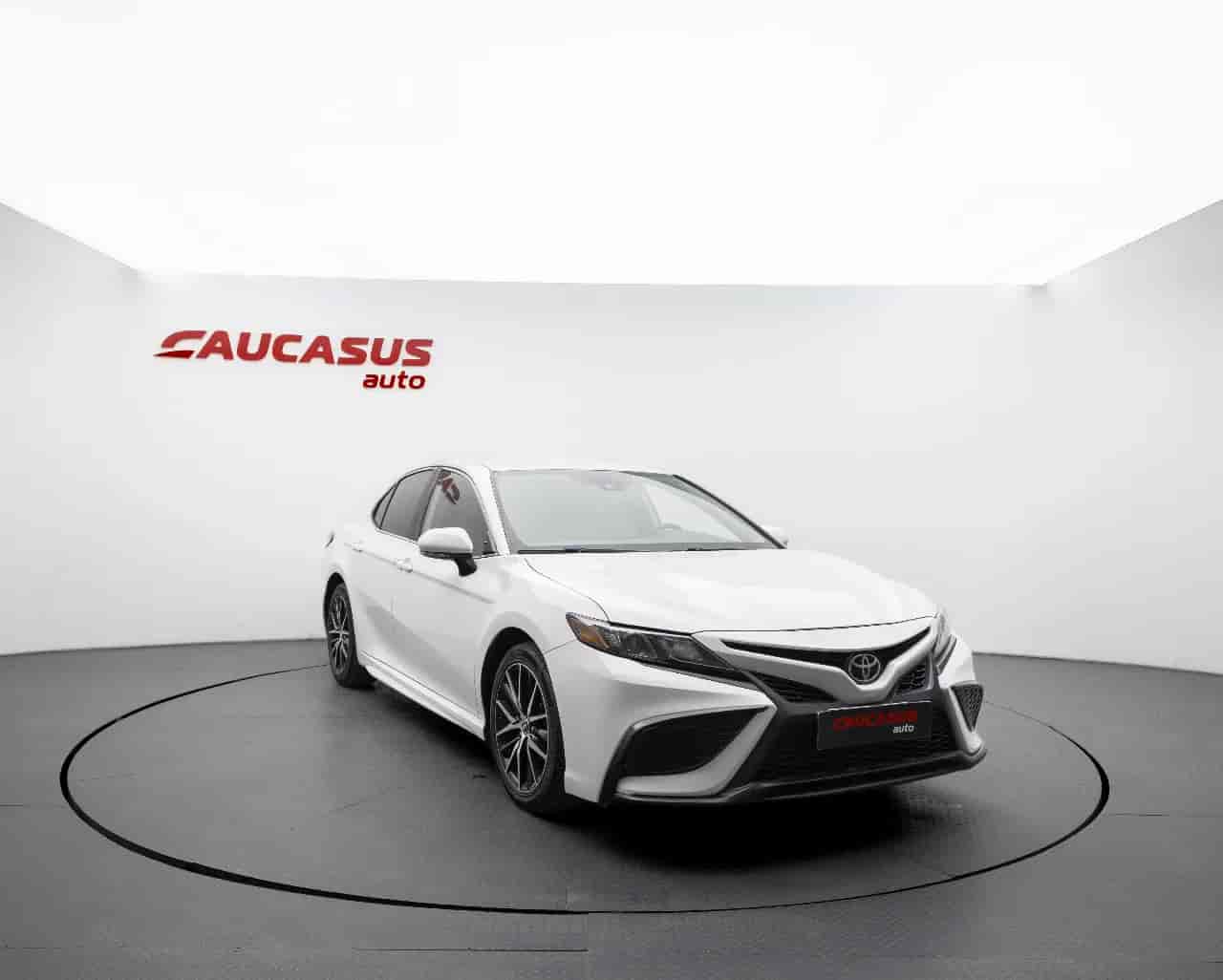 TOYOTA Camry - 3