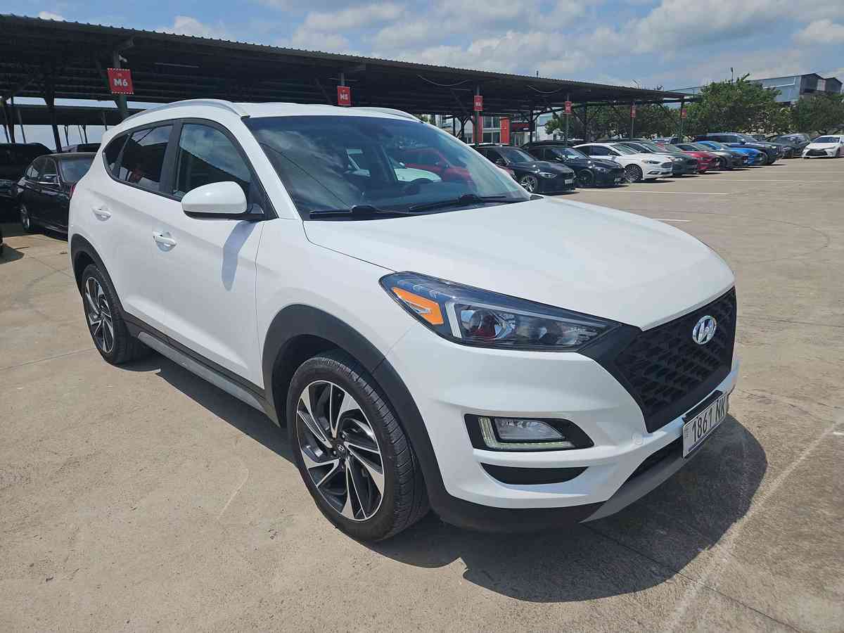 HYUNDAI Tucson - 3