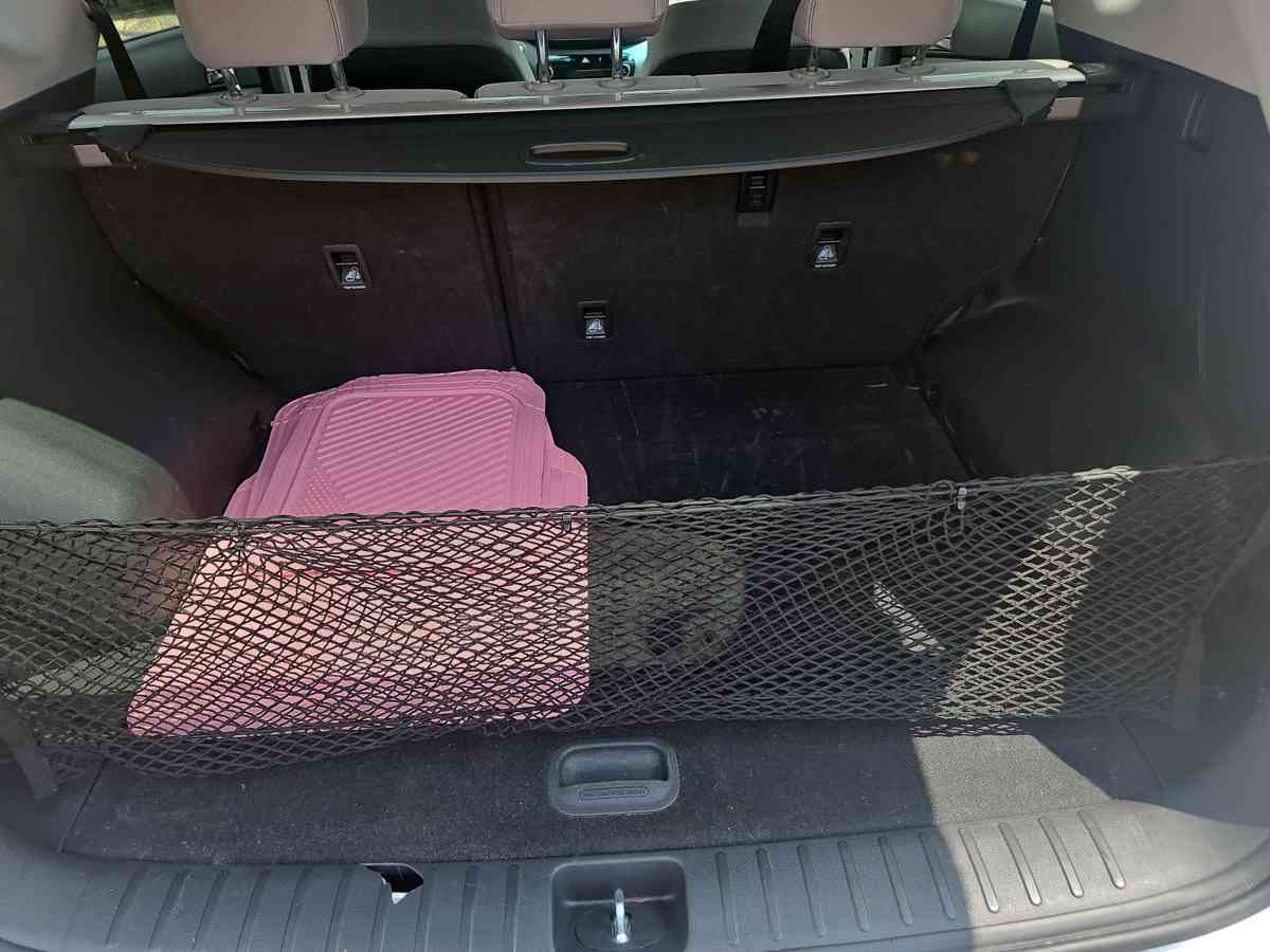 HYUNDAI Tucson - 7