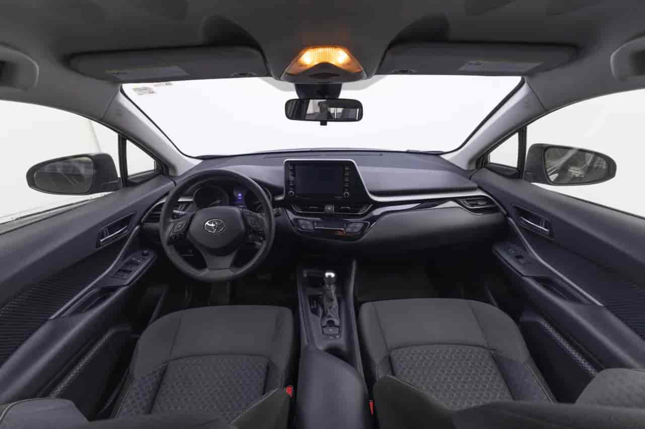TOYOTA C-HR - 9