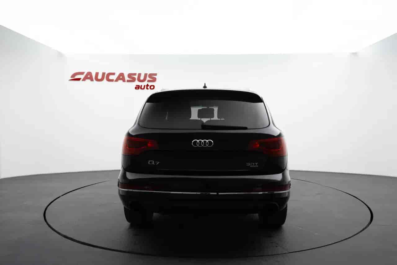 AUDI Q7 - 5