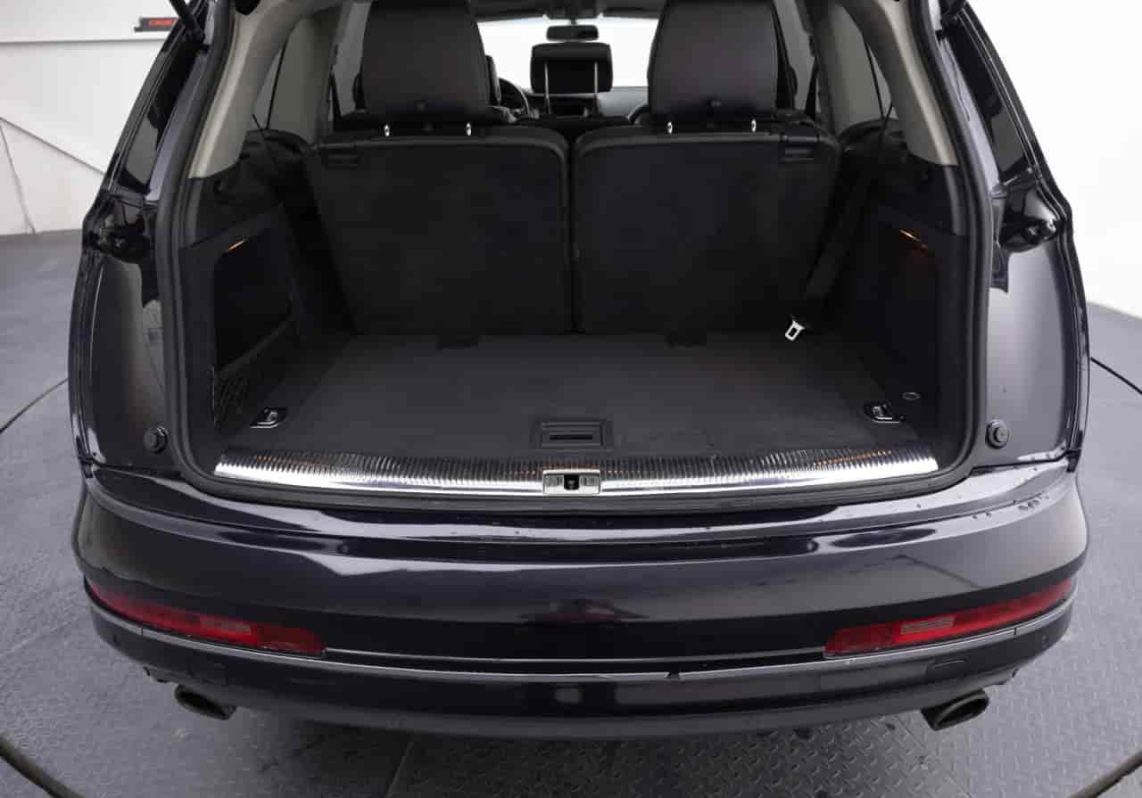 AUDI Q7 - 7