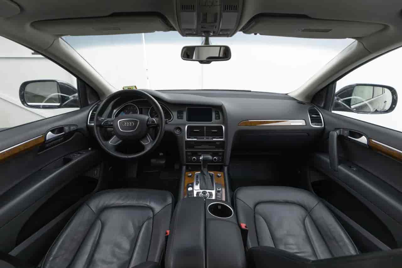 AUDI Q7 - 9