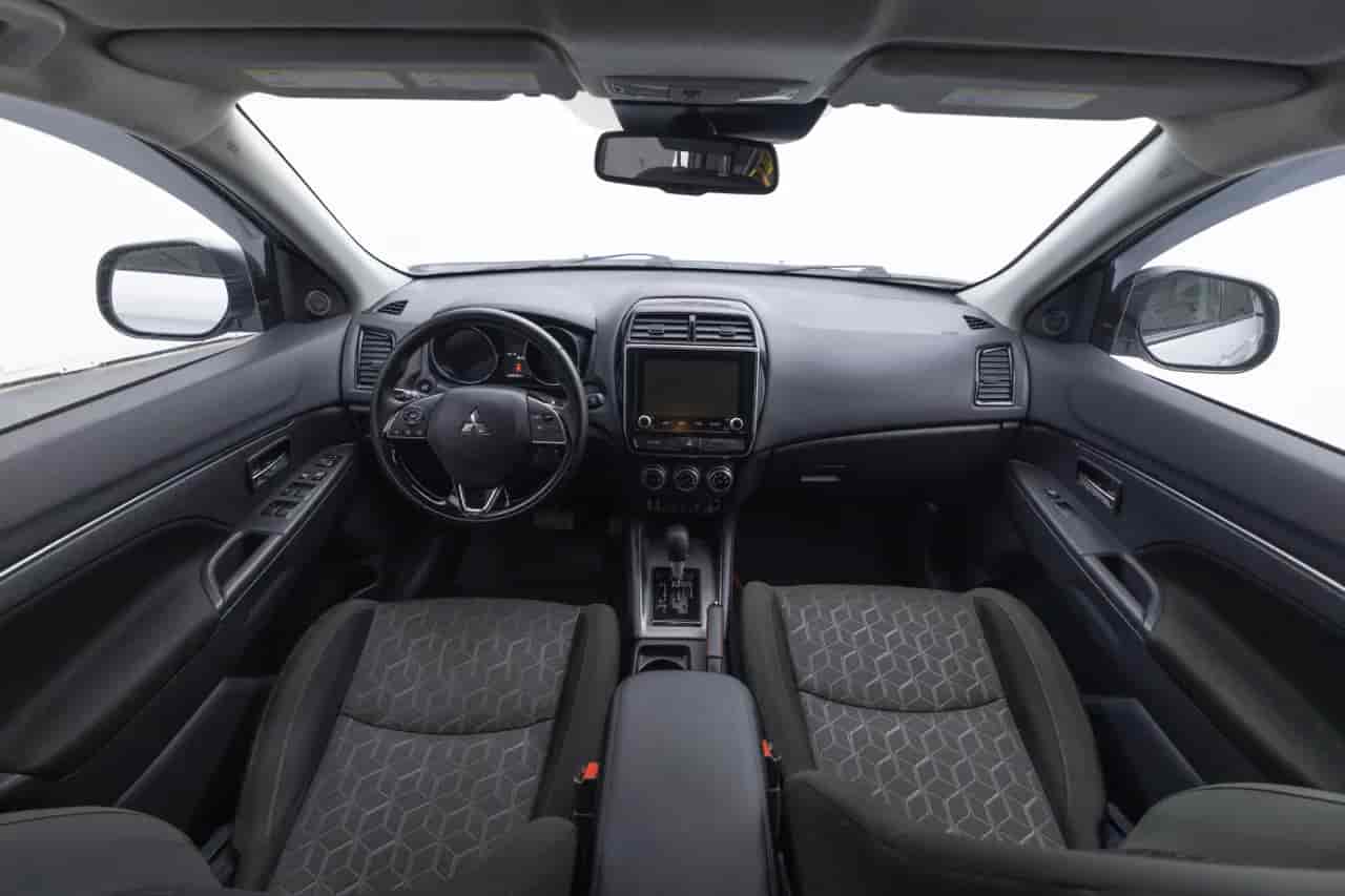 MITSUBISHI Outlander - 9