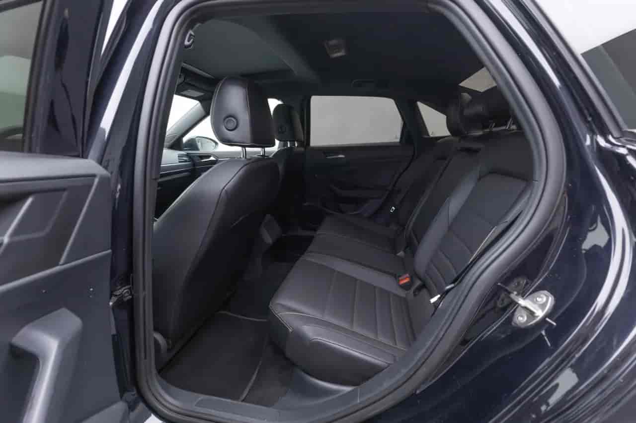 VOLKSWAGEN Jetta - 8