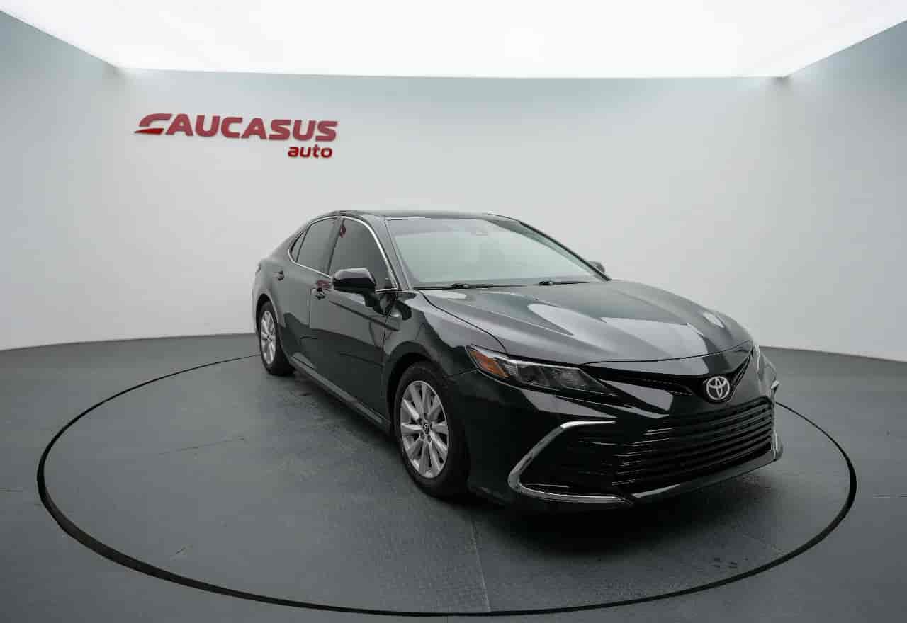 TOYOTA Camry - 3