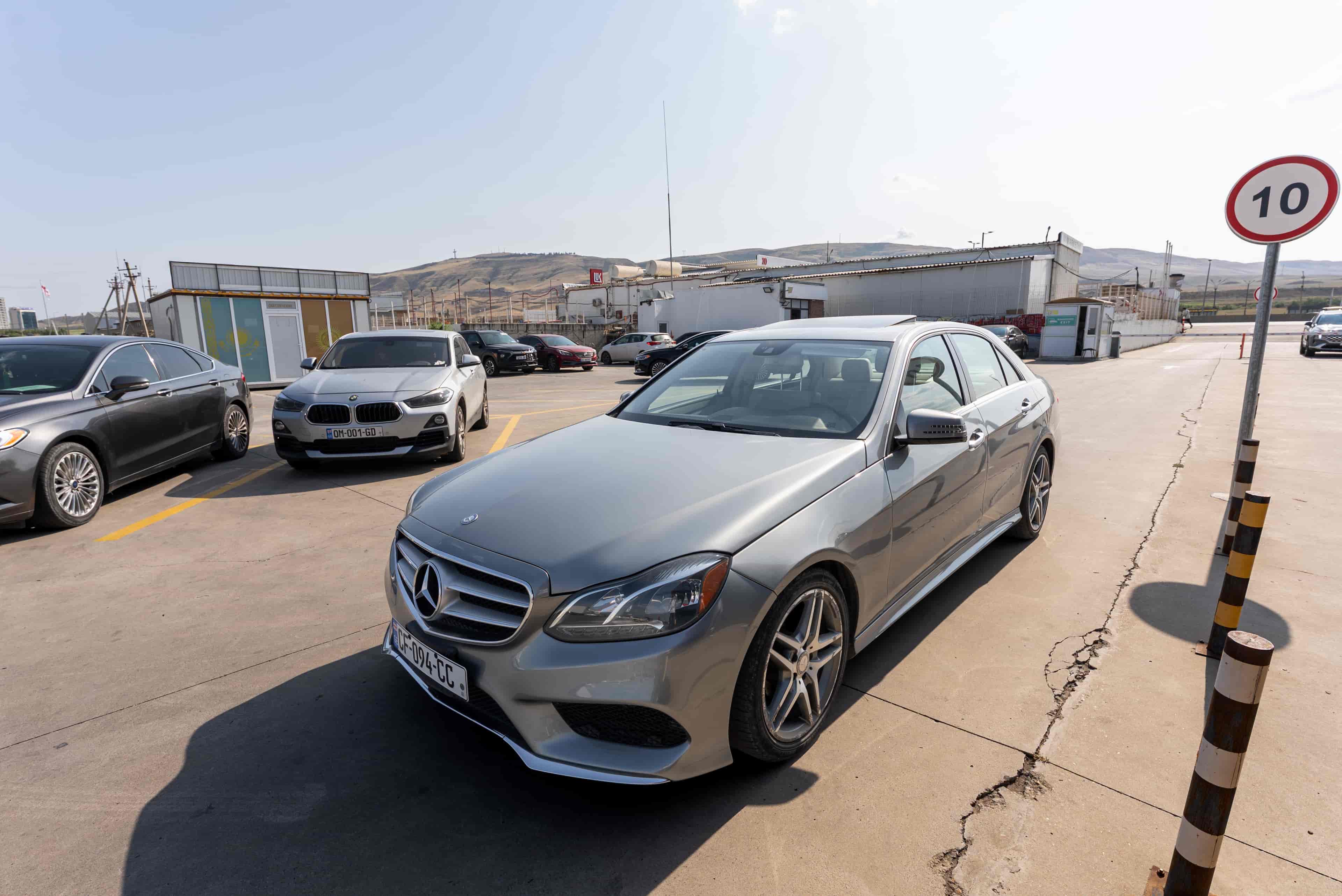 MERCEDES-BENZ E-Class - 1