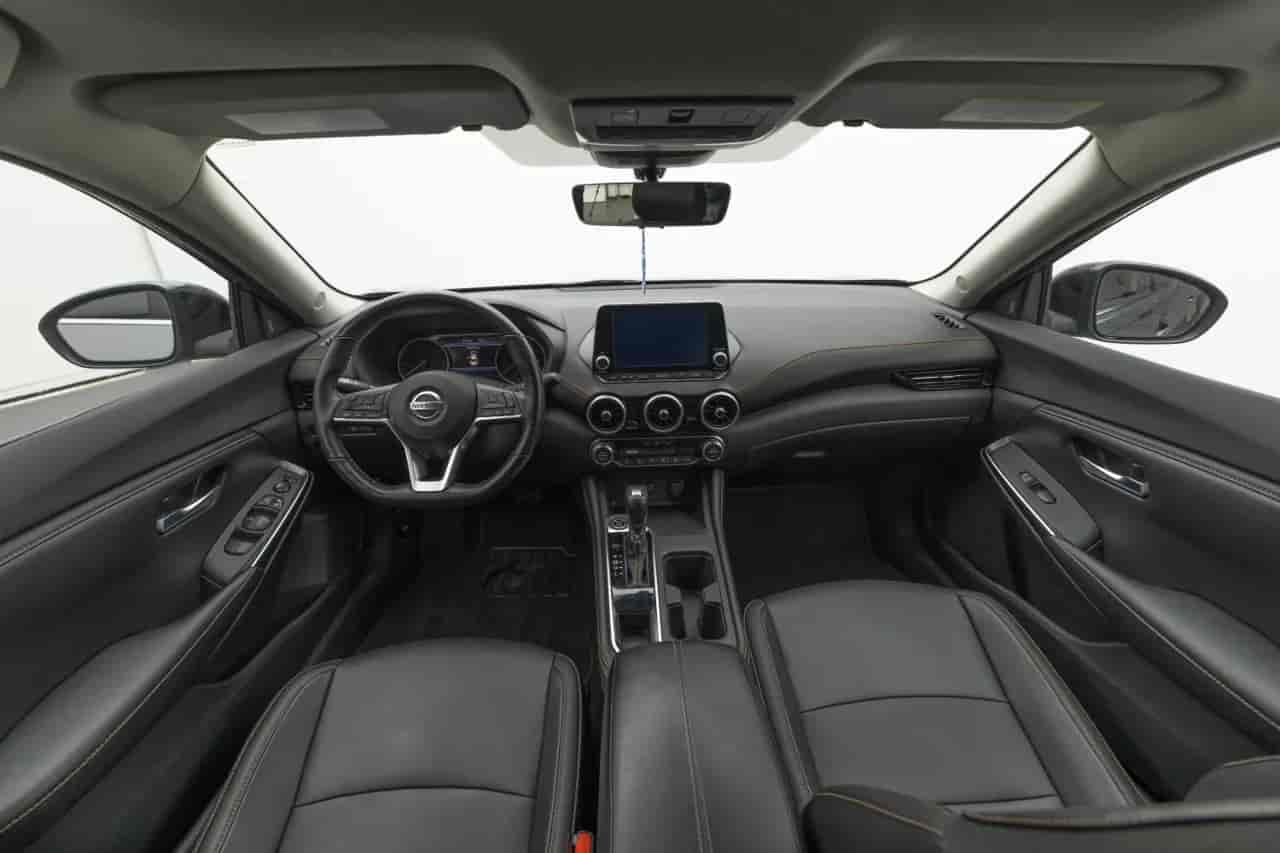 NISSAN Sentra - 9