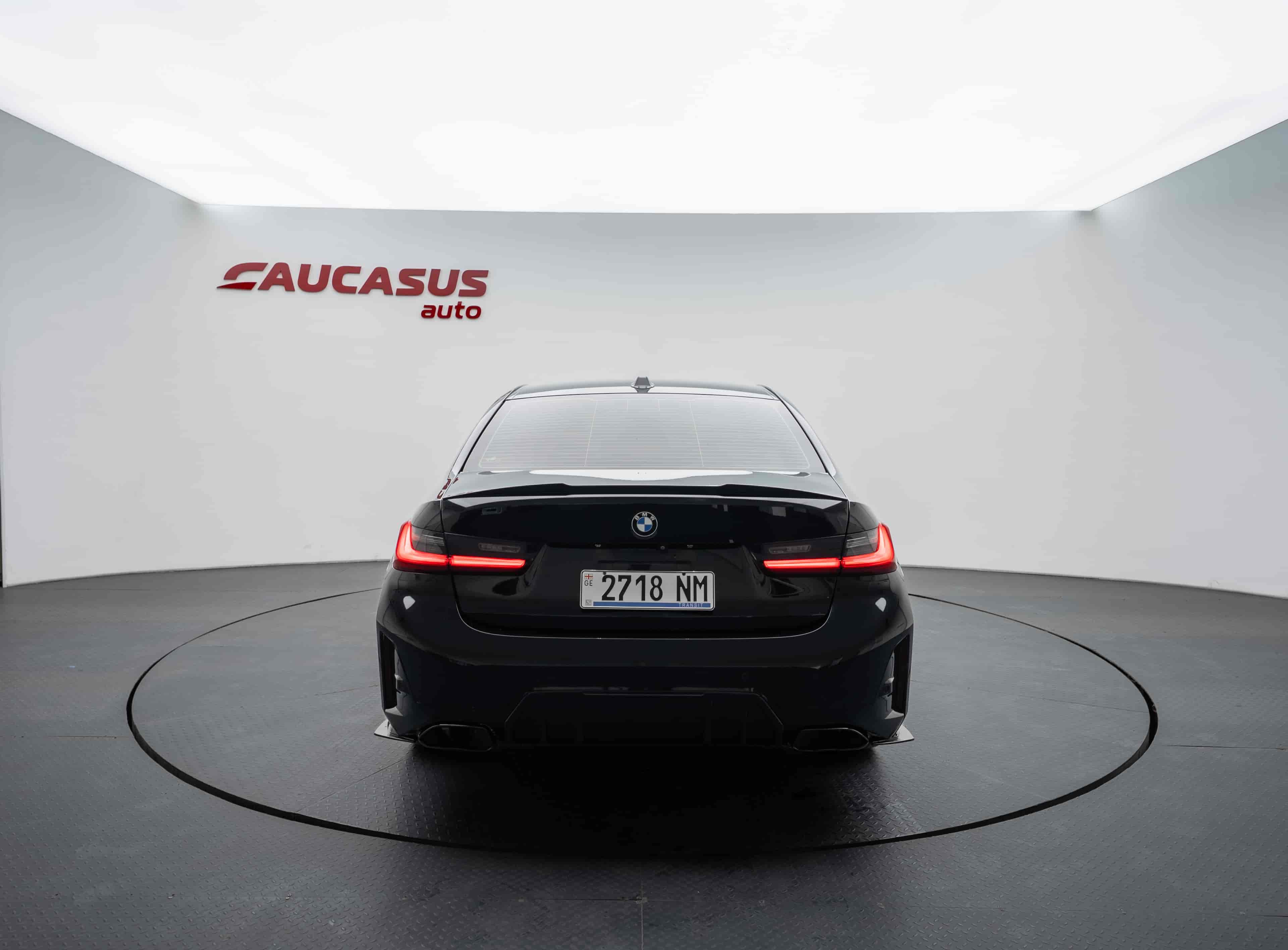 BMW 330i - 5