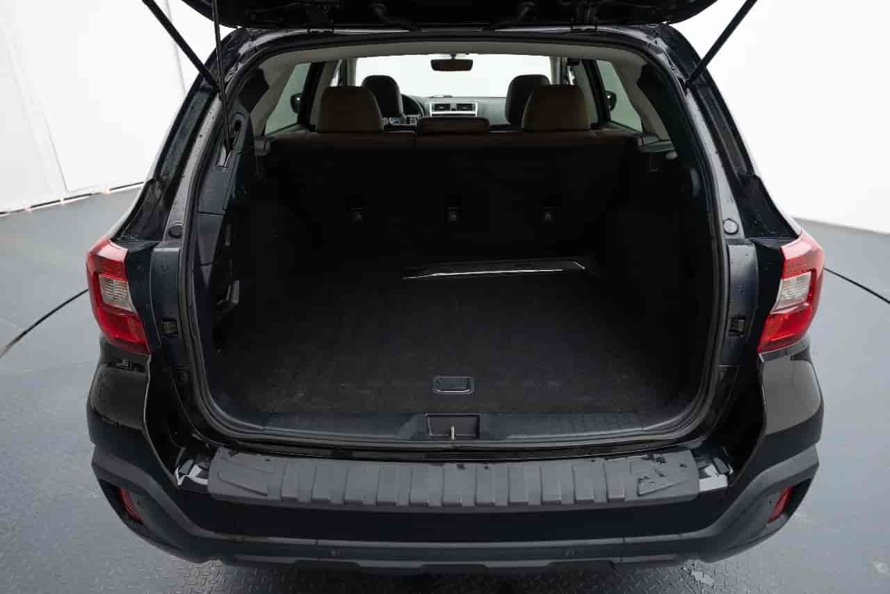 SUBARU Outback - 7