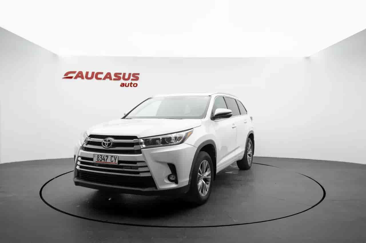 TOYOTA Highlander - 1