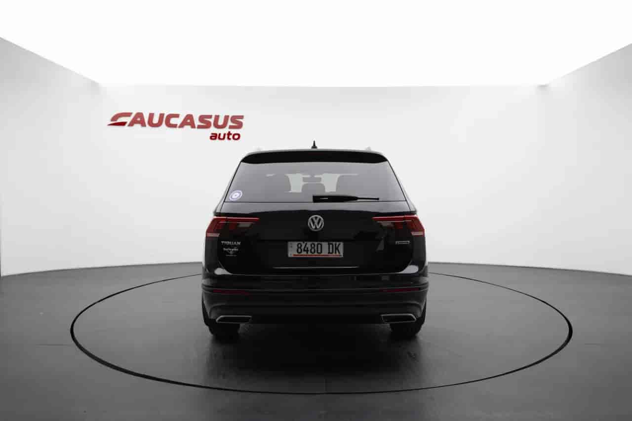 VOLKSWAGEN Tiguan - 5