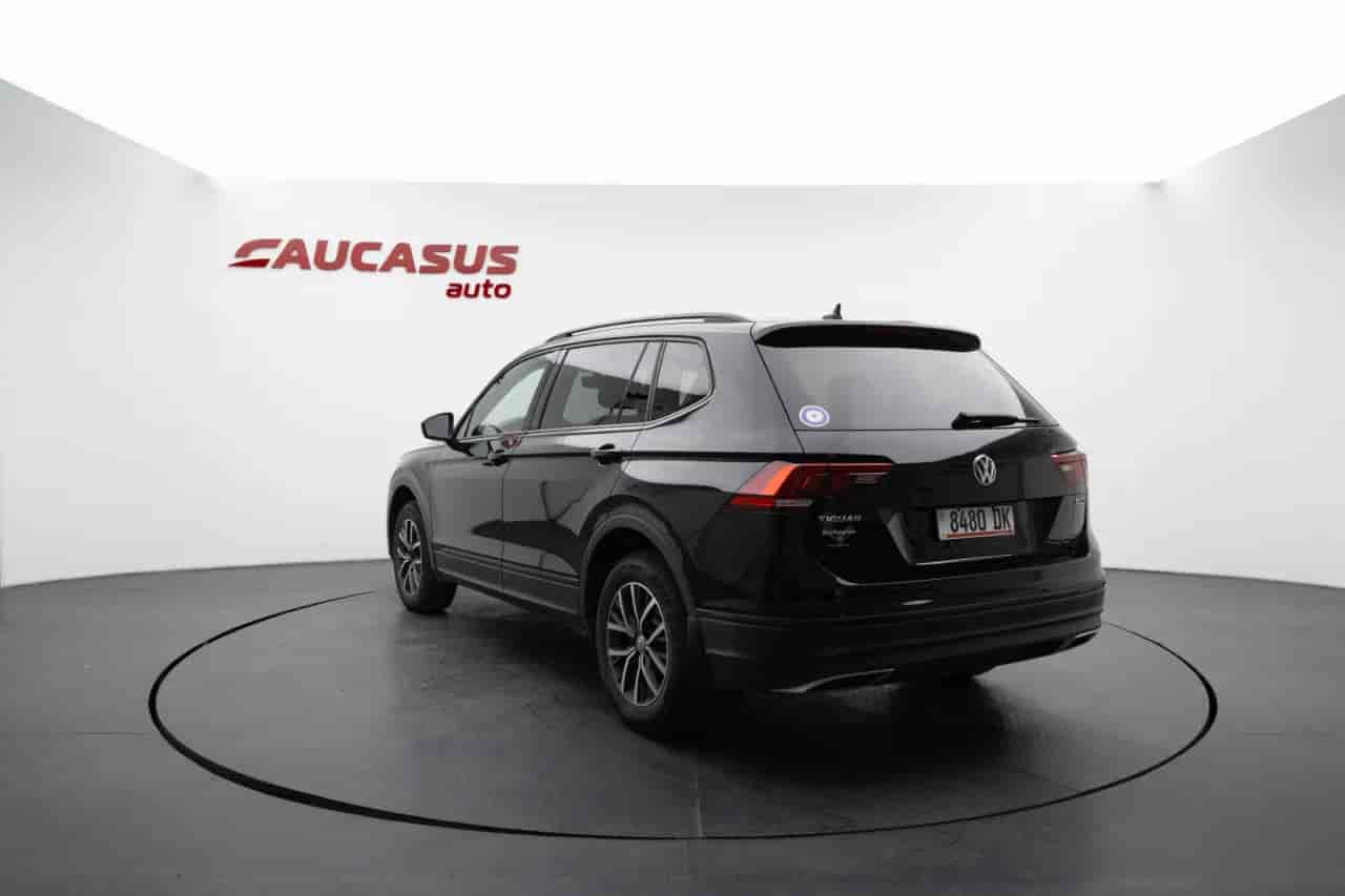 VOLKSWAGEN Tiguan - 6