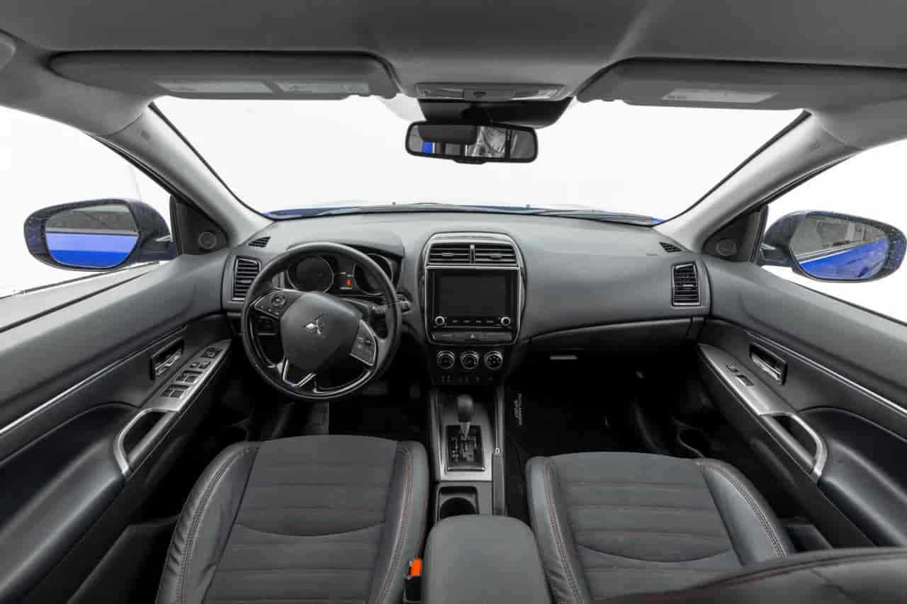 MITSUBISHI Outlander Sport - 9