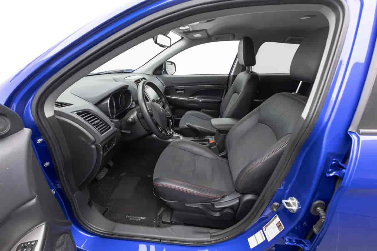 MITSUBISHI Outlander Sport - 10