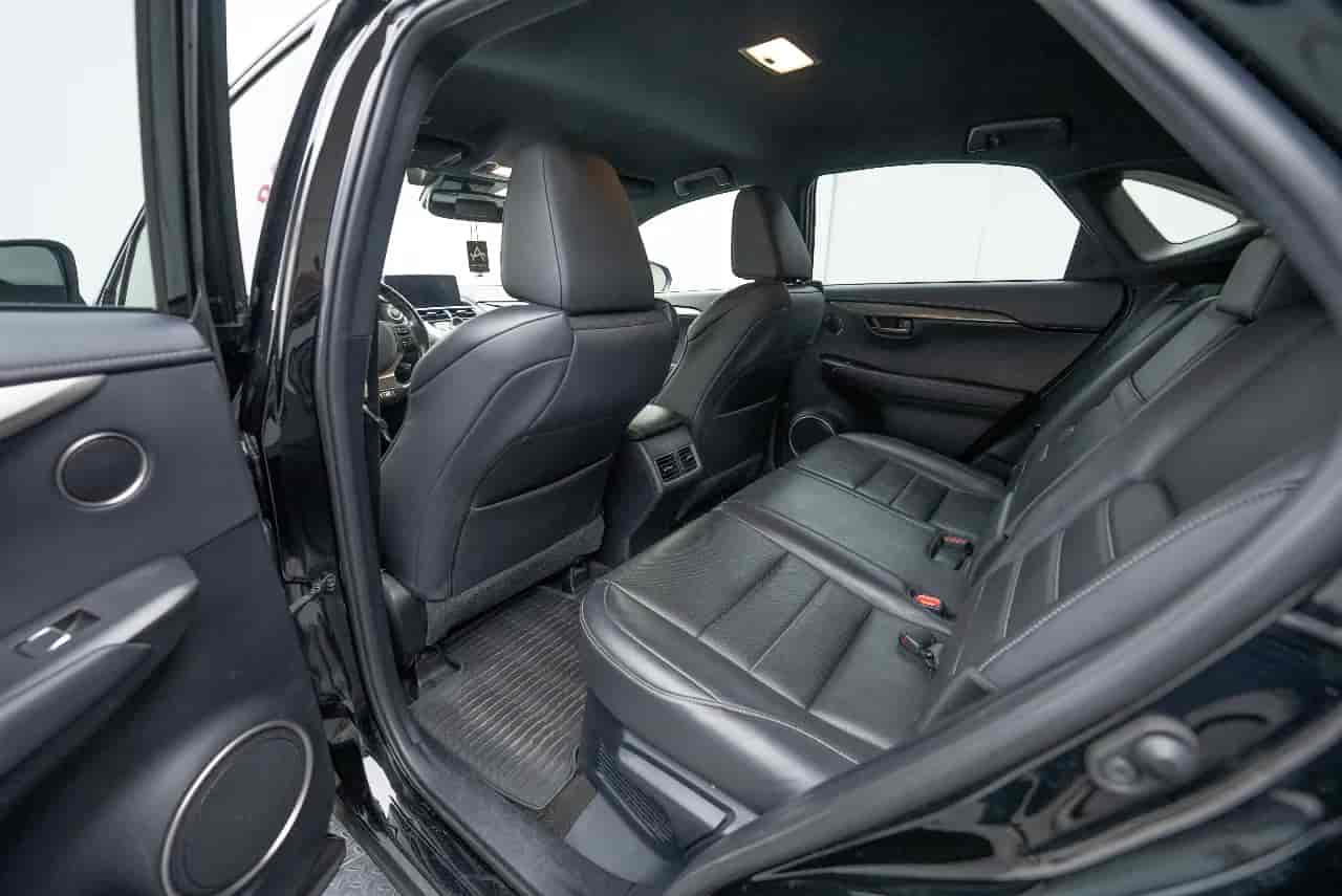 LEXUS NX 300 - 9