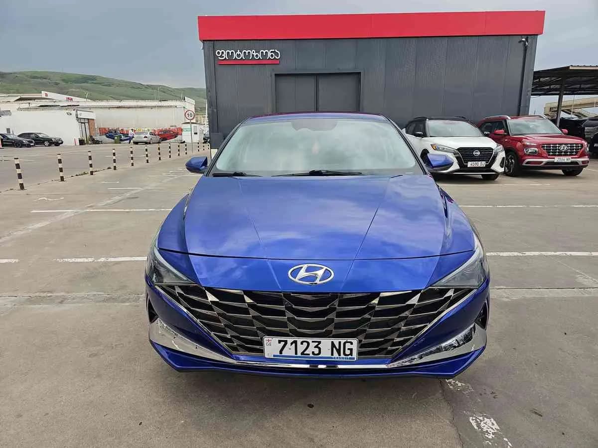 HYUNDAI Elantra - 2