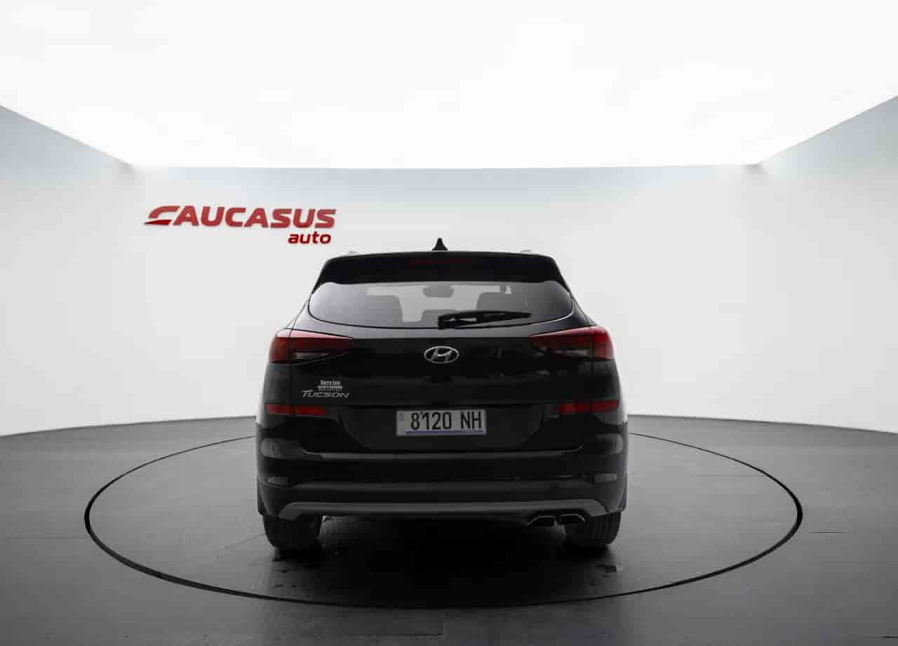 HYUNDAI Tucson - 5