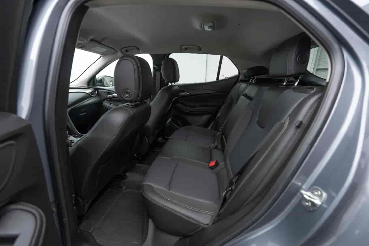 BUICK Encore GX - 8