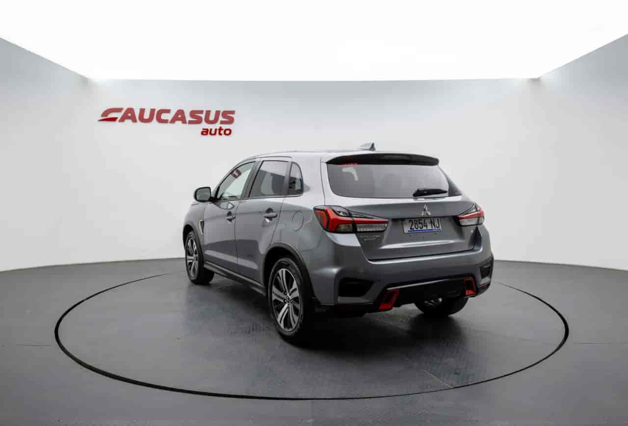 MITSUBISHI Outlander Sport - 6
