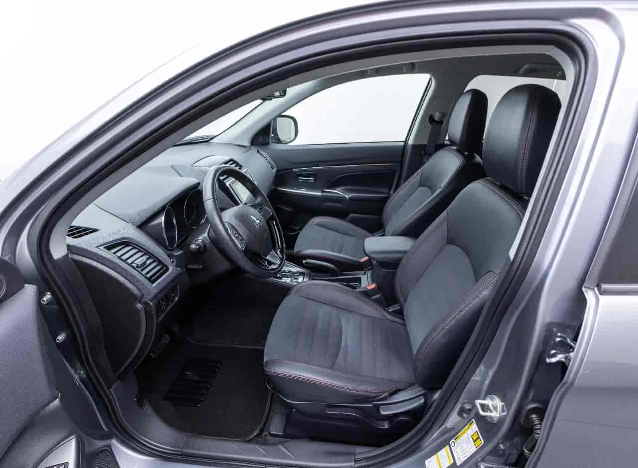 MITSUBISHI Outlander Sport - 10
