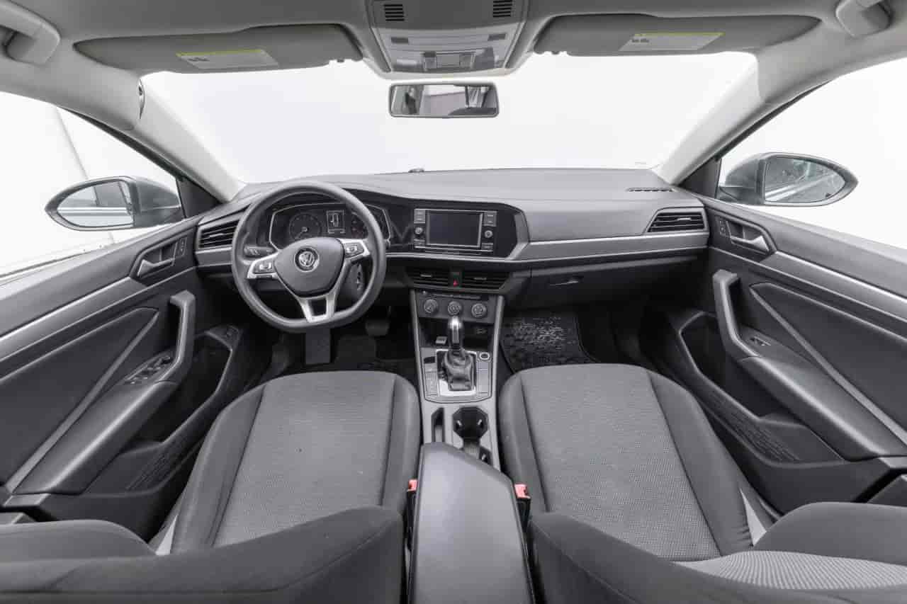 VOLKSWAGEN Jetta - 9