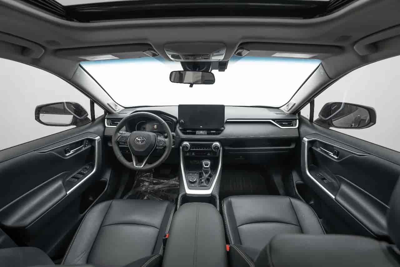 TOYOTA RAV4 - 8