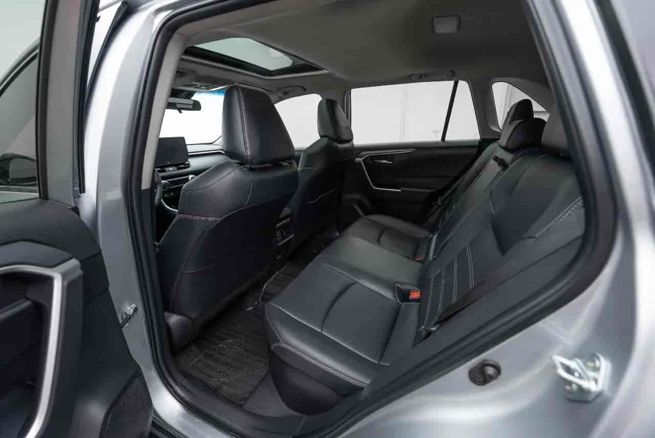 TOYOTA RAV4 - 9
