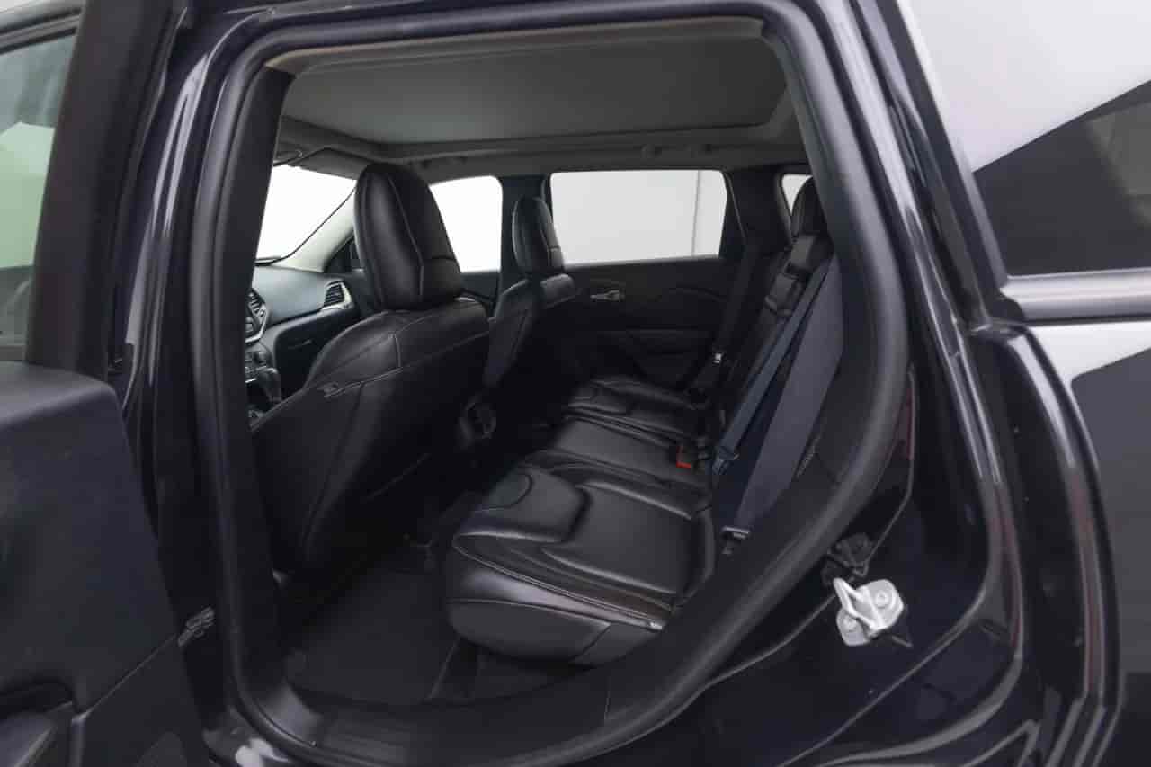 JEEP Cherokee - 8