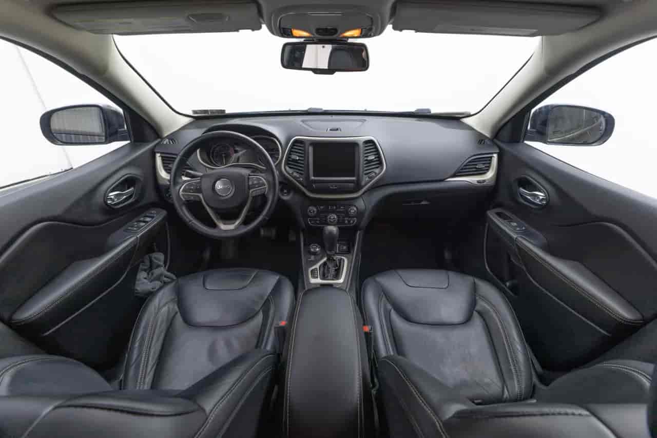 JEEP Cherokee - 9