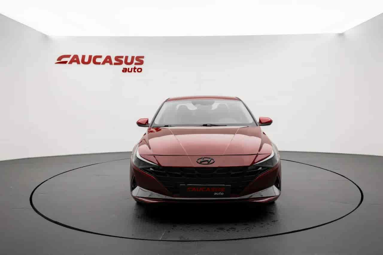 HYUNDAI Elantra - 2