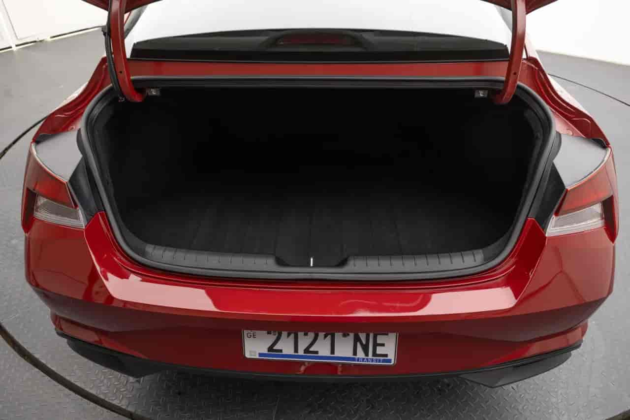 HYUNDAI Elantra - 7