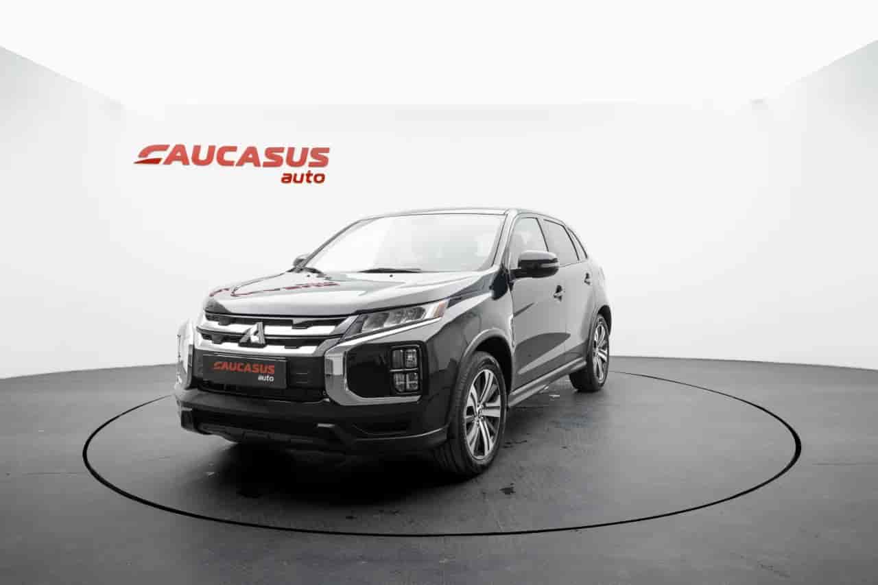 MITSUBISHI Outlander - 1