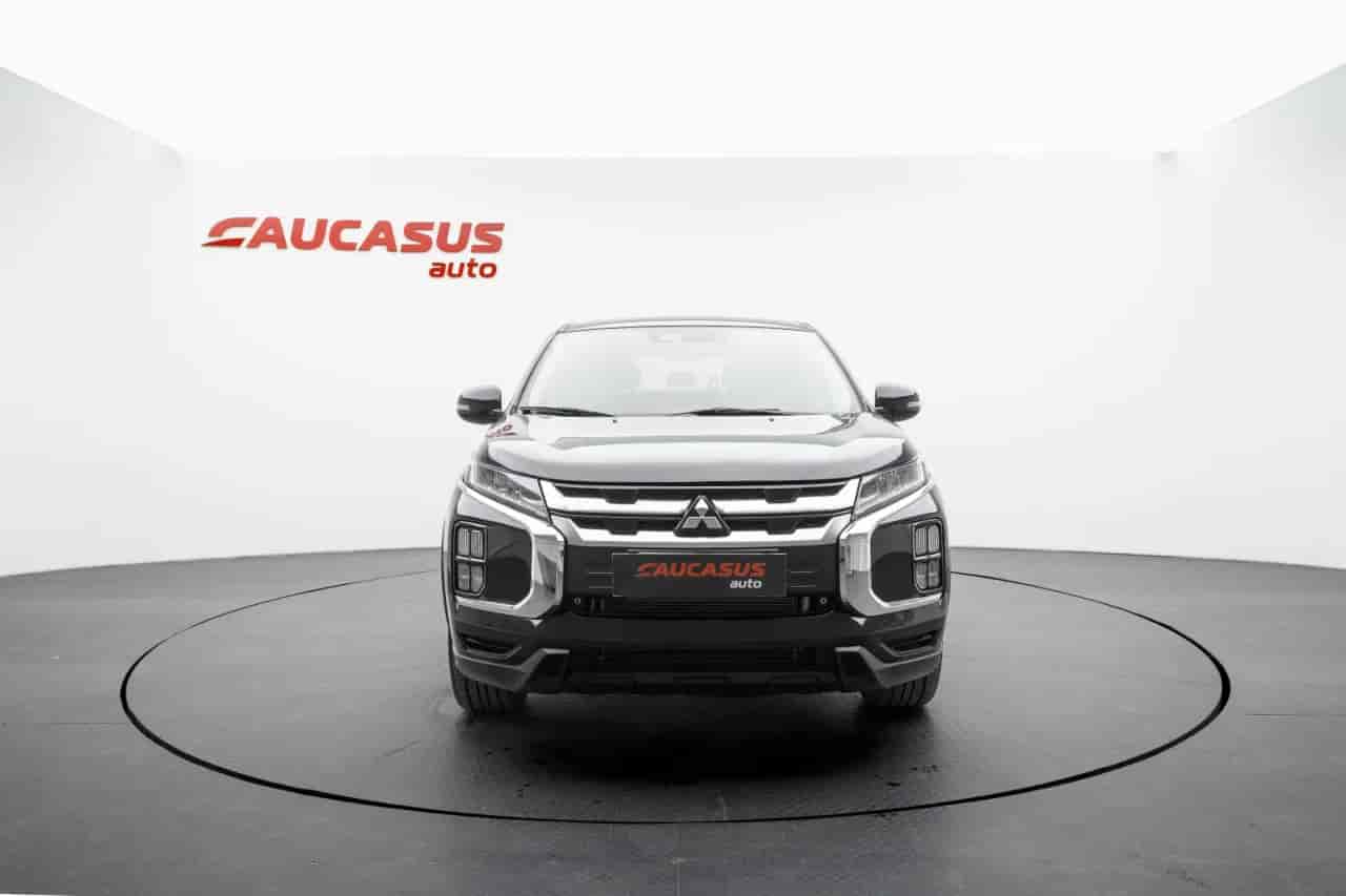 MITSUBISHI Outlander - 2