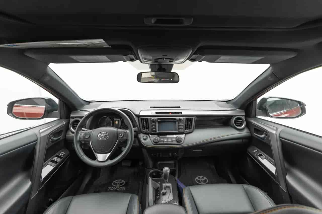 TOYOTA RAV4 - 9