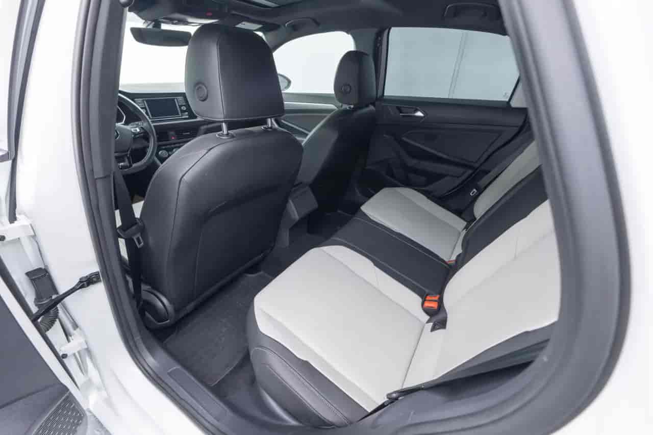 VOLKSWAGEN Jetta - 8