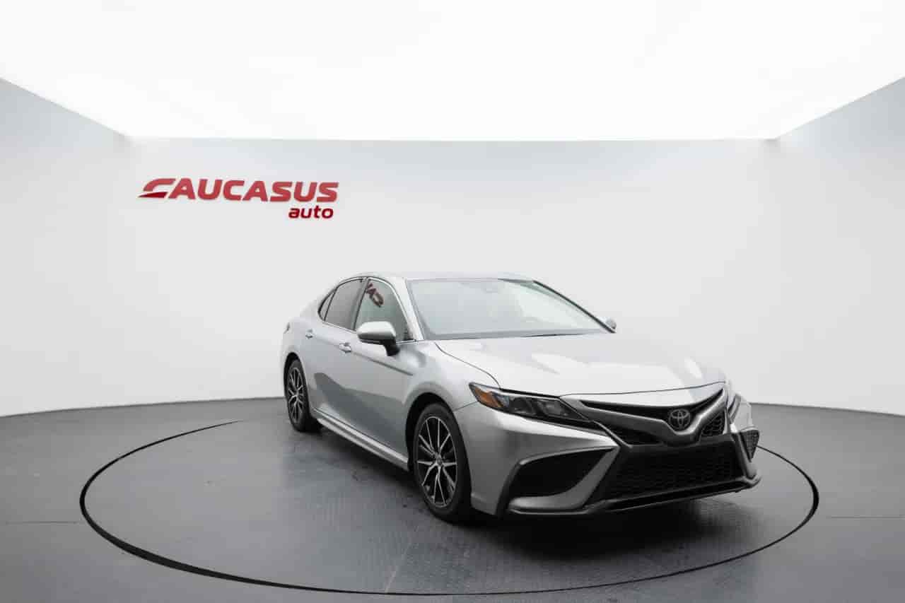 TOYOTA Camry - 3