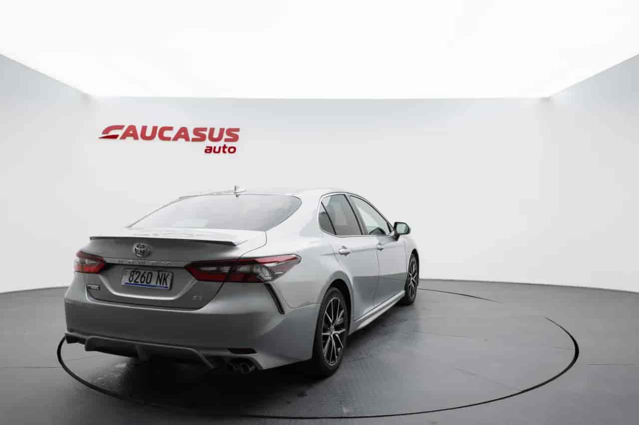 TOYOTA Camry - 4