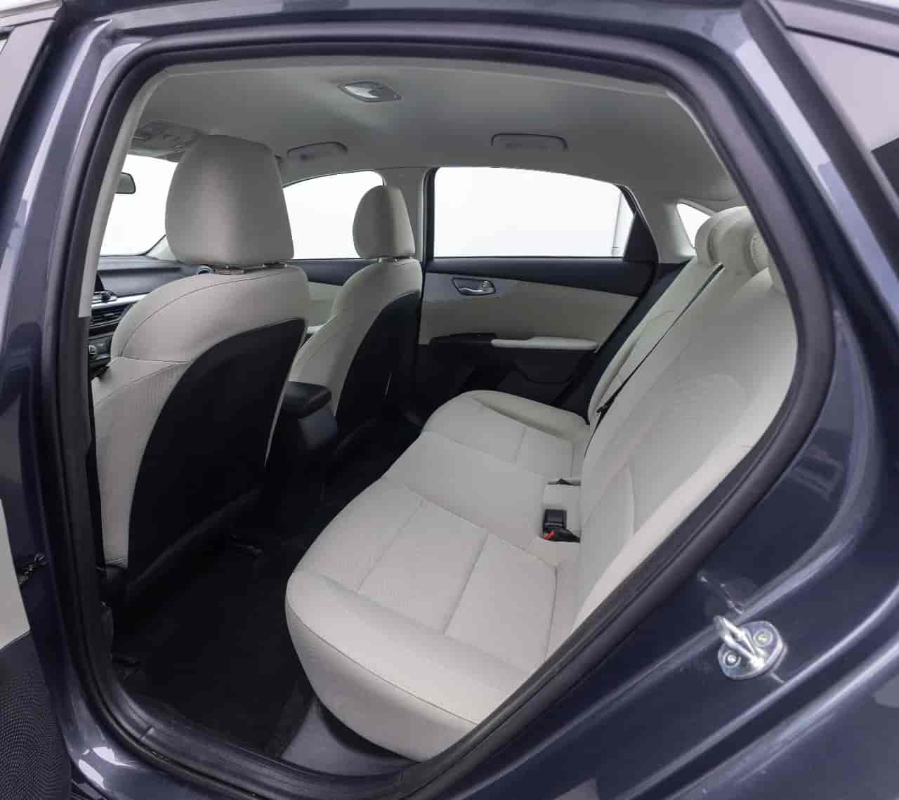 KIA Forte - 8