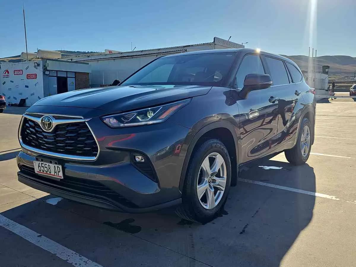 TOYOTA Highlander - 1