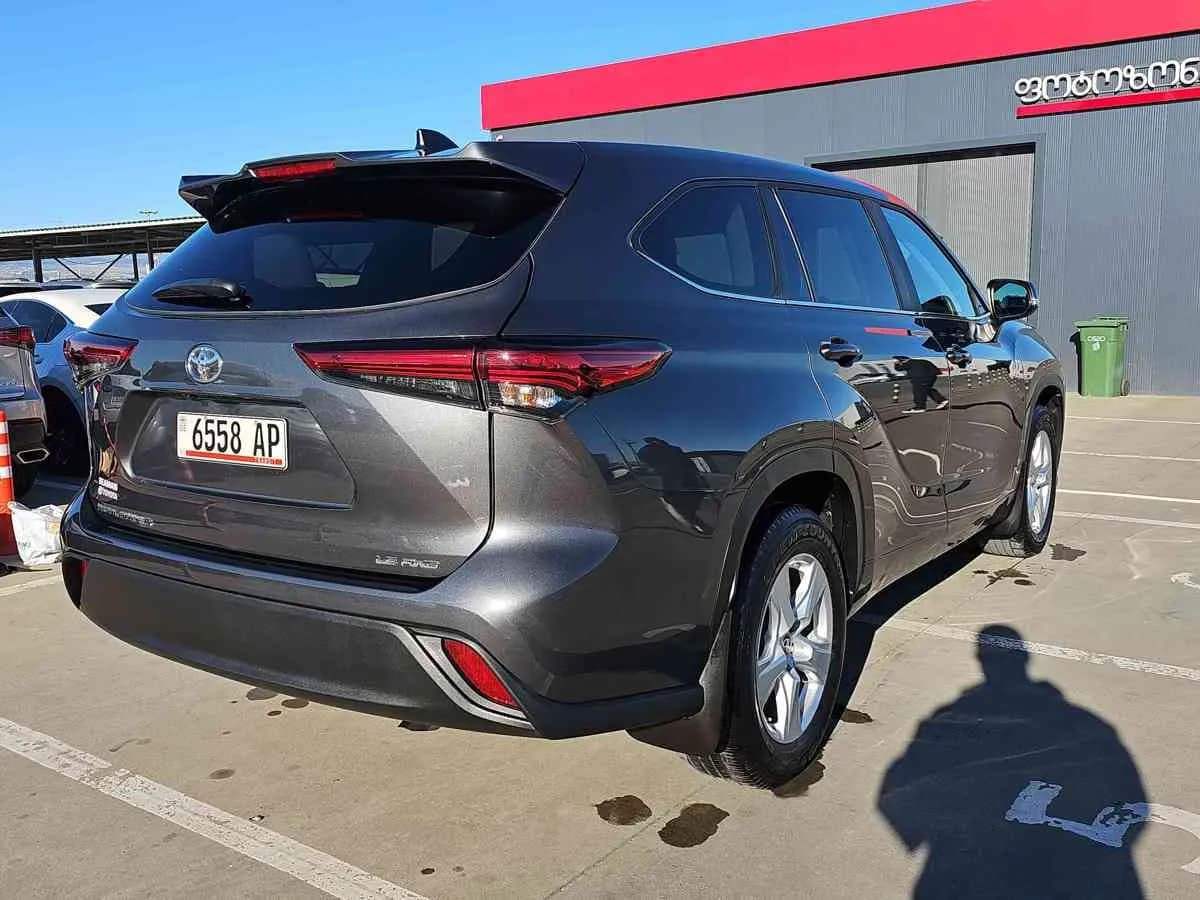 TOYOTA Highlander - 4